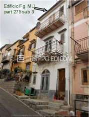 Foto Abitazione di tipo economico di 106 mq  in vendita a Piana degli Albanesi - Rif. 4506435