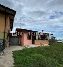 Foto Abitazione di tipo economico di 108 mq  in vendita a Eraclea - Rif. 4506955