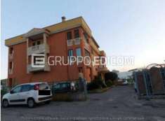 Foto Abitazione di tipo economico di 115 mq  in vendita a Crotone - Rif. 4502870