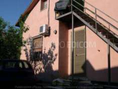 Foto Abitazione di tipo economico di 116 mq  in vendita a Magliano Sabina - Rif. 4454975