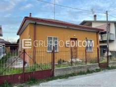 Foto Abitazione di tipo economico di 124 mq  in vendita a Bagnacavallo - Rif. 3532913