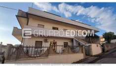 Foto Abitazione di tipo economico di 125 mq  in vendita a Satriano - Rif. 4525568