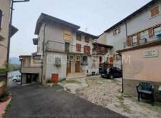 Foto Abitazione di tipo economico di 131 mq  in vendita a Brentino Belluno - Rif. 4457166