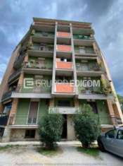 Foto Abitazione di tipo economico di 133 mq  in vendita a Terni - Rif. 4505712