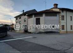 Foto Abitazione di tipo economico di 155 mq  in vendita a Pinzano al Tagliamento - Rif. 4511379