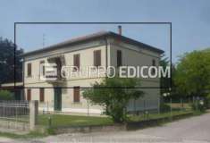 Foto Abitazione di tipo economico di 157 mq  in vendita a Este - Rif. 4513531