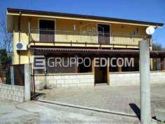 Foto Abitazione di tipo economico di 162 mq  in vendita a Lattarico - Rif. 4524692