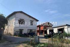 Foto Abitazione di tipo economico di 168 mq  in vendita a Monleale - Rif. 4513115