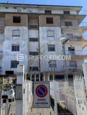 Foto Abitazione di tipo economico di 170 mq  in vendita a Lamezia Terme - Rif. 4495495