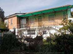 Foto Abitazione di tipo economico di 179 mq  in vendita a Mombaruzzo - Rif. 4452963