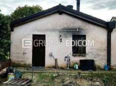 Foto Abitazione di tipo economico di 184 mq  in vendita a Carbonera - Rif. 4500385