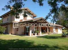 Foto Abitazione di tipo economico di 189 mq  in vendita a Bertinoro - Rif. 4513090