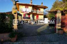 Foto Abitazione di tipo economico di 191 mq  in vendita a Montesarchio - Rif. 4510911