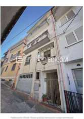 Foto Abitazione di tipo economico di 209 mq  in vendita a Benestare - Rif. 4501362