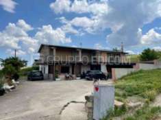 Foto Abitazione di tipo economico di 245 mq  in vendita a San Bartolomeo in Galdo - Rif. 4449104