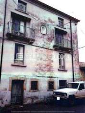 Foto Abitazione di tipo economico di 299 mq  in vendita a Castrolibero - Rif. 4508371