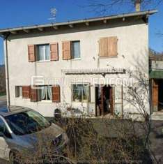 Foto Abitazione di tipo economico in vendita a Bagno di Romagna - Rif. 4511034