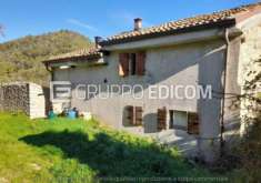 Foto Abitazione di tipo economico in vendita a Caprino Veronese - Rif. 4509896
