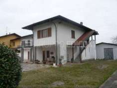 Foto Abitazione di tipo economico in vendita a Casaleggio Novara - Rif. 4450761