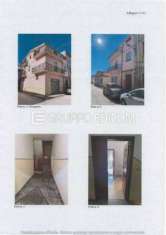 Foto Abitazione di tipo economico in vendita a Irsina - Rif. 4504083