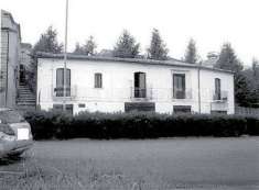 Foto Abitazione di tipo popolare di 122 mq  in vendita a San Vincenzo La Costa - Rif. 4451747