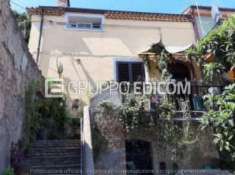Foto Abitazione di tipo popolare di 125 mq  in vendita a Roggiano Gravina - Rif. 4462193