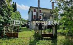Foto Abitazione di tipo popolare di 177 mq  in vendita a Prata di Pordenone - Rif. 4502752