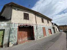 Foto Abitazione di tipo popolare di 264 mq  in vendita a Gavi - Rif. 4501911