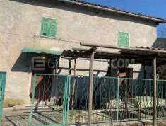 Foto Abitazione di tipo popolare di 289 mq  in vendita a Casaleggio Boiro - Rif. 4446865
