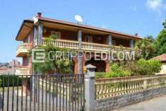 Foto Abitazione di tipo popolare di 291 mq  in vendita a Chiaravalle Centrale - Rif. 4528652