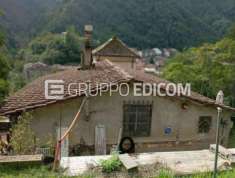 Foto Abitazione di tipo popolare di 74 mq  in vendita a Premilcuore - Rif. 4502550