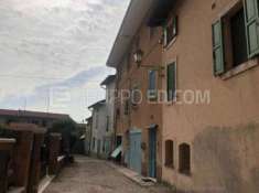 Foto Abitazione di tipo popolare di 85 mq  in vendita a Valeggio sul Mincio - Rif. 4455505