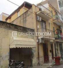 Foto Abitazione di tipo popolare in vendita a Palermo - Rif. 4515960
