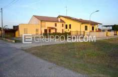 Foto Abitazione di tipo rurale in vendita a Villa Bartolomea - Rif. 4510091