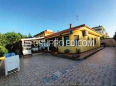 Foto Abitazione in villini di 156 mq  in vendita a Crotone - Rif. 4509388