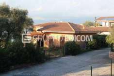Foto Abitazione in villini di 176 mq  in vendita a Torri del Benaco - Rif. 4509917