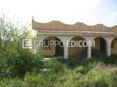 Foto Abitazione in villini di 222 mq  in vendita a Siracusa - Rif. 4516948