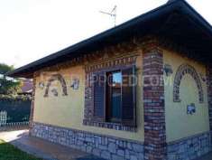 Foto Abitazione in villini di 238 mq  in vendita a Lonate Pozzolo - Rif. 4453288