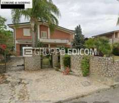 Foto Abitazione in villini di 406 mq  in vendita a Siderno - Rif. 4513947