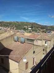 Foto Abitazione indipendente, sita in Comune di Villarosa, Via Notarianni, di mq 128,