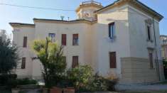 Foto Accademia in villa quadrifamiliare