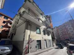 Foto ad. via Carmine - locale di 25 mq - ideale come ufficio o investimento