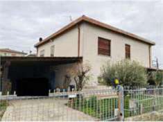 Foto ADA125/2024 U 30LUG - CASA ESTE