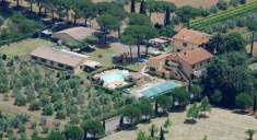 Foto Agriturismo in Vendita, pi di 6 Locali, pi di 6 Camere, 900 mq
