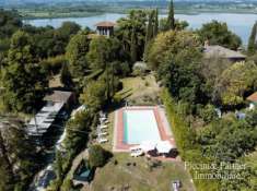 Foto Agriturismo in vendita a Castiglione del Lago