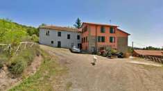 Foto Agriturismo in vendita a Varese Ligure