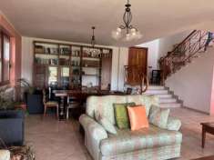 Foto Agropoli, C.da Difesa, villa di circa 400 mq con terreno di un ettaro