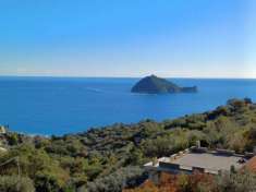 Foto Alassio in zona panoramica villa bifamiliare
