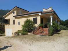Foto Alife vendesi villa 7 vani 250 Mq