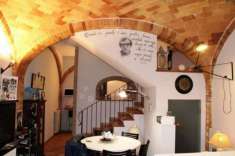 Foto Allerona (scalo) - Vendesi appartamento indipendente su tre livelli con terrazze, garage e area esterna.